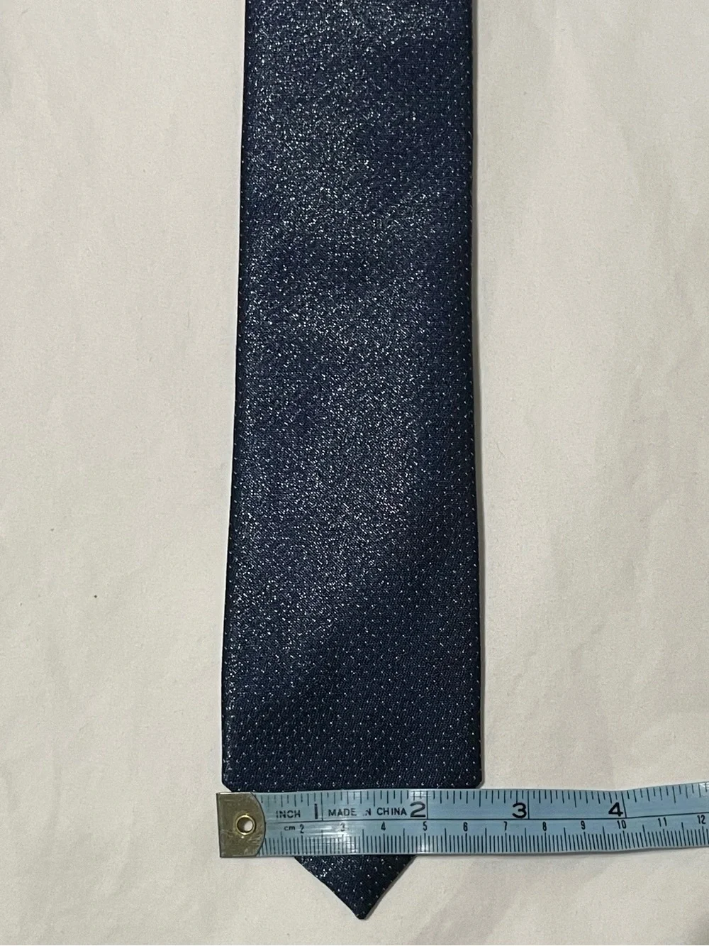 Calibrate (Nordstrom) 91% Silk/9% Nylon Navy Polka Dot Tie (2.5in x 59in)